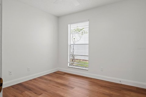 House in Lake Mary, Florida 3 bedrooms, 121.7 sq.m. № 1850921 - photo 10