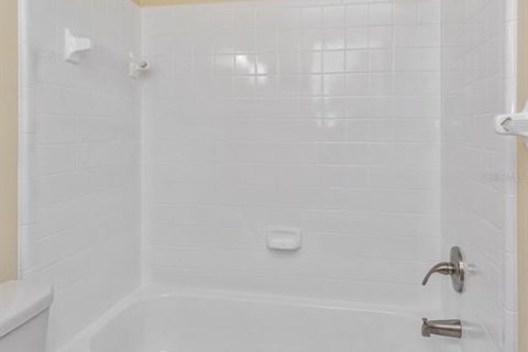 Condominio en venta en Orlando, Florida, 2 dormitorios, 79.06 m2 № 1359070 - foto 8