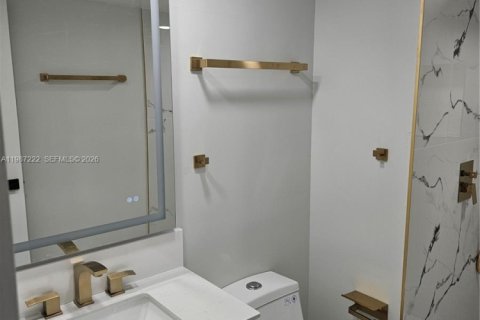 Condominio en venta en Pembroke Pines, Florida, 2 dormitorios, 108.7 m2 № 2047700 - foto 6