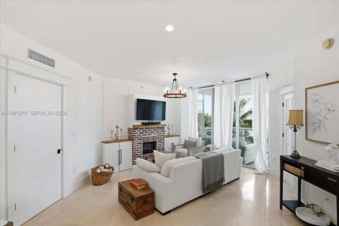 Condominio en Miami, Florida, 2 dormitorios № 2243980