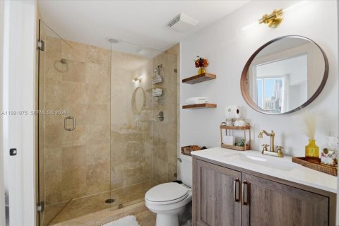 Condo in Miami, Florida, 2 bedrooms  № 2243980 - photo 25