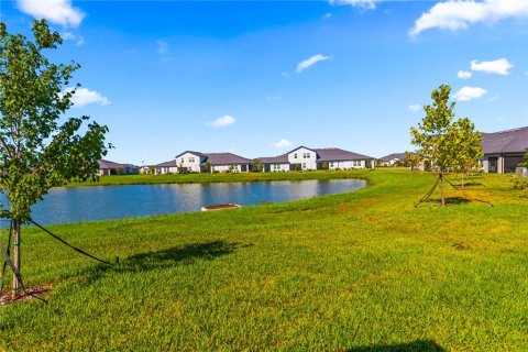 House in San Antonio, Florida 2 bedrooms, 150.13 sq.m. № 1673455 - photo 30