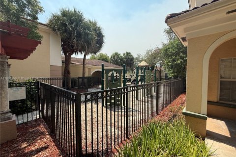 House in Miramar, Florida 2 bedrooms, 100.33 sq.m. № 1890939 - photo 19
