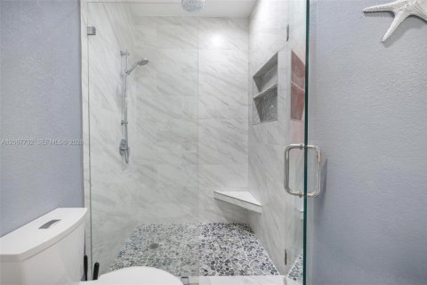 Adosado en venta en Doral, Florida, 4 dormitorios, 175.96 m2 № 2071725 - foto 25