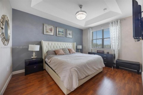 Adosado en venta en Doral, Florida, 4 dormitorios, 175.96 m2 № 2071725 - foto 21