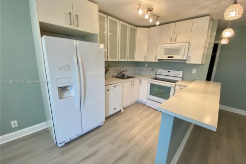 Copropriété à louer à Fort Lauderdale, Floride: 1 chambre, 53.88 m2 № 1844104 - photo 7