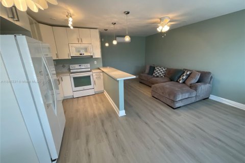 Copropriété à louer à Fort Lauderdale, Floride: 1 chambre, 53.88 m2 № 1844104 - photo 3