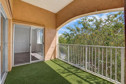 Condo in Coconut Creek, Florida, 2 bedrooms  № 2413282 - photo 20