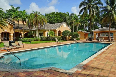 Condo in Coconut Creek, Florida, 2 bedrooms  № 2413282 - photo 22