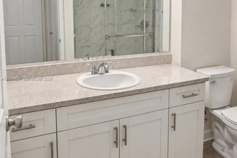 Condo in Coconut Creek, Florida, 2 bedrooms  № 2413282 - photo 13