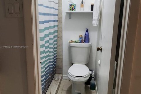Купить кондоминиум в Майами, Флорида 2 спальни, 101.54м2, № 1867475 - фото 9