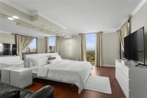 Condominio en venta en Aventura, Florida, 3 dormitorios, 169.08 m2 № 1859772 - foto 12