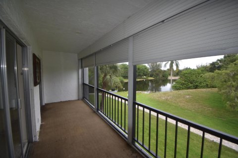 Condo in Lauderhill, Florida, 2 bedrooms  № 2251747 - photo 10