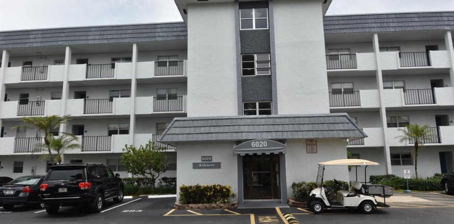 Condo in Lauderhill, Florida, 2 bedrooms  № 2251747
