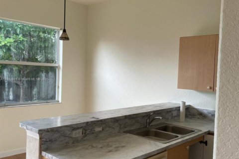 House in Homestead, Florida 3 bedrooms, 170.29 sq.m. № 2021711 - photo 8