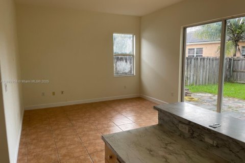 House in Homestead, Florida 3 bedrooms, 170.29 sq.m. № 2021711 - photo 3