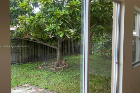 House in Homestead, Florida 3 bedrooms, 170.29 sq.m. № 2021711 - photo 10