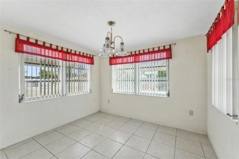 House in Holiday, Florida 2 bedrooms, 86.96 sq.m. № 1916048 - photo 22