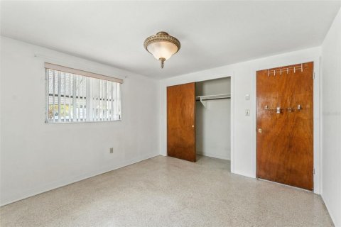 House in Holiday, Florida 2 bedrooms, 86.96 sq.m. № 1916048 - photo 15