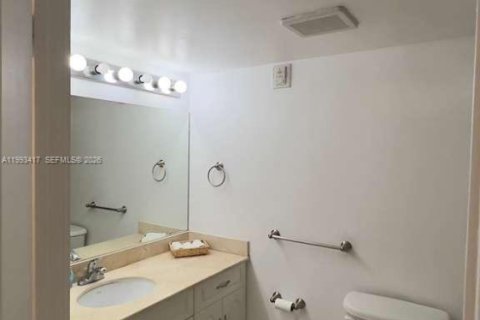 Condominio en alquiler en Miami, Florida, 39.48 m2 № 2055471 - foto 8