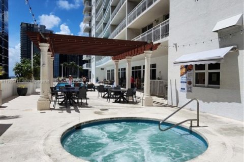 Condo in Miami, Florida  № 2055471 - photo 11