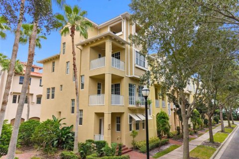 Touwnhouse à Tampa, Floride 3 chambres, 198.63 m2 № 2400161