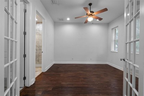Touwnhouse à vendre à Tampa, Floride: 3 chambres, 198.63 m2 № 2400161 - photo 4