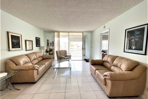 Copropriété à vendre à Sunrise, Floride: 2 chambres, 78.97 m2 № 2036524 - photo 7