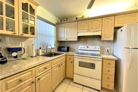 Copropriété à vendre à Sunrise, Floride: 2 chambres, 78.97 m2 № 2036524 - photo 3