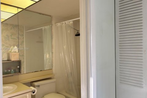 Copropriété à vendre à Sunrise, Floride: 2 chambres, 78.97 m2 № 2036524 - photo 9