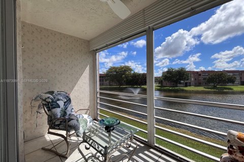 Copropriété à vendre à Sunrise, Floride: 2 chambres, 78.97 m2 № 2036524 - photo 21