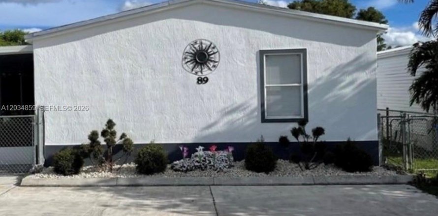 Terreno en Miami, Florida № 2085465