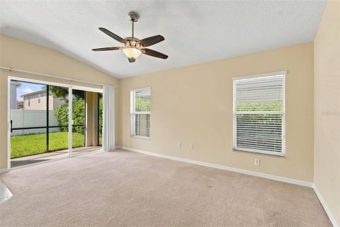 Villa ou maison à vendre à Tampa, Floride: 4 chambres, 161.56 m2 № 2389325 - photo 8