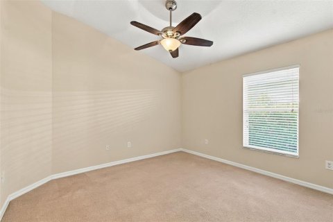 Villa ou maison à vendre à Tampa, Floride: 4 chambres, 161.56 m2 № 2389325 - photo 17