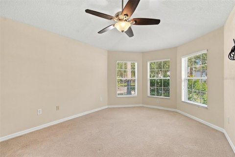 Villa ou maison à vendre à Tampa, Floride: 4 chambres, 161.56 m2 № 2389325 - photo 14
