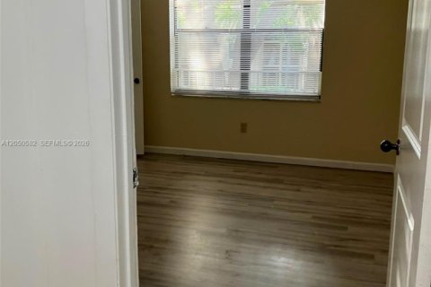 Copropriété à louer à Pompano Beach, Floride: 2 chambres, 91.04 m2 № 2190320 - photo 5