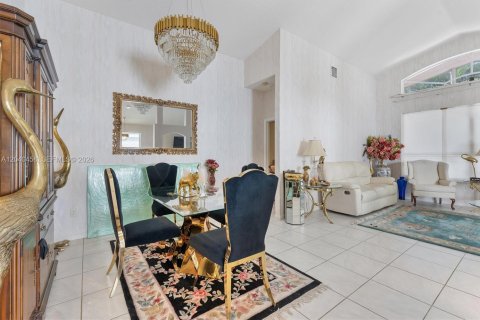 House in Boynton Beach, Florida 3 bedrooms, 173.17 sq.m. № 2087792 - photo 9
