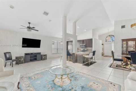 House in Boynton Beach, Florida 3 bedrooms, 173.17 sq.m. № 2087792 - photo 4