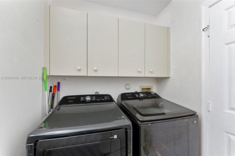 House in Boynton Beach, Florida 3 bedrooms, 173.17 sq.m. № 2087792 - photo 29