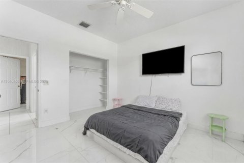 House in Boynton Beach, Florida 3 bedrooms, 173.17 sq.m. № 2087792 - photo 22
