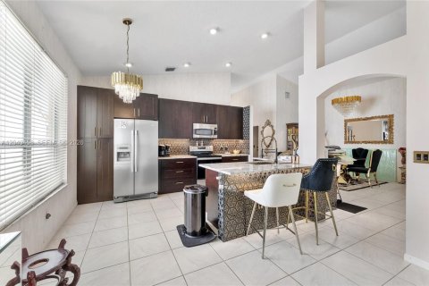 House in Boynton Beach, Florida 3 bedrooms, 173.17 sq.m. № 2087792 - photo 14