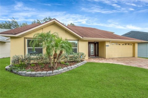 Casa en Brandon, Florida 4 dormitorios, 201.51 m2 № 2358432