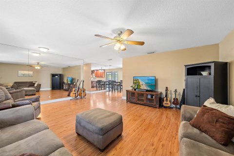 Villa ou maison à vendre à Lake Worth, Floride: 3 chambres, 134.06 m2 № 2189395 - photo 13