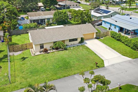 Villa ou maison à vendre à Lake Worth, Floride: 3 chambres, 134.06 m2 № 2189395 - photo 5