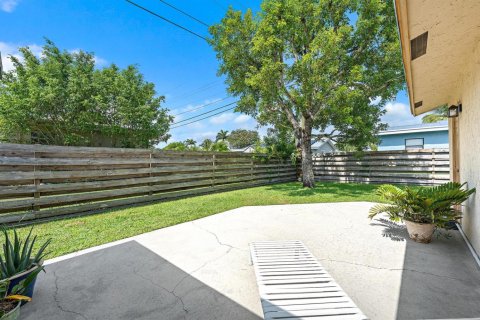Villa ou maison à vendre à Lake Worth, Floride: 3 chambres, 134.06 m2 № 2189395 - photo 11