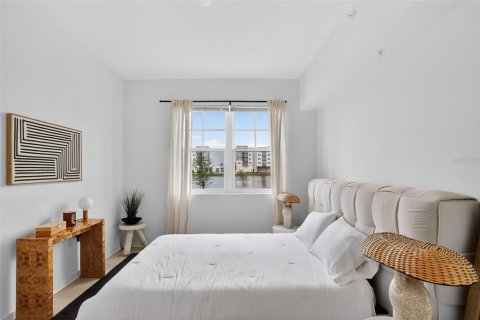 Condo in Orlando, Florida, 2 bedrooms № 2110332 - photo 6