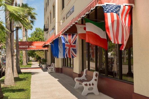 Villa ou maison à vendre à Venice, Floride: 2 chambres, 97.73 m2 № 1510236 - photo 30