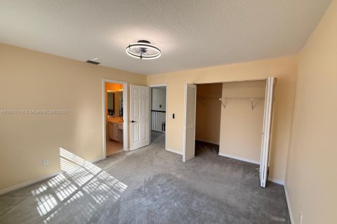 House in Palm Beach Gardens, Florida 3 bedrooms, 199.37 sq.m. № 1923894 - photo 24