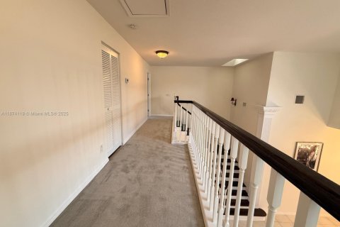 House in Palm Beach Gardens, Florida 3 bedrooms, 199.37 sq.m. № 1923894 - photo 20