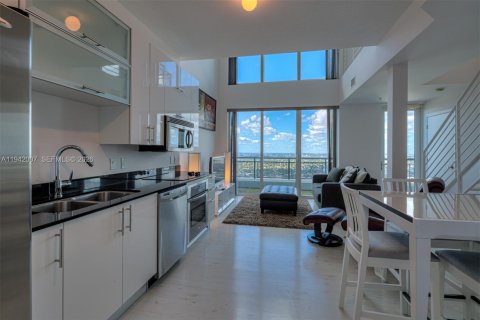 Condo in Miami, Florida, 1 bedroom  № 1998981